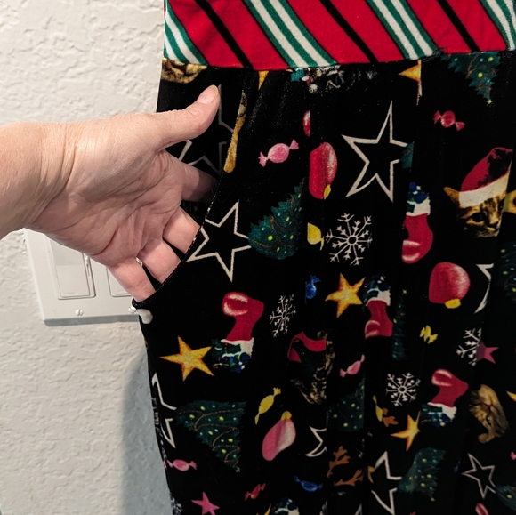 Christmas kitty overalls - Picture 2 of 5